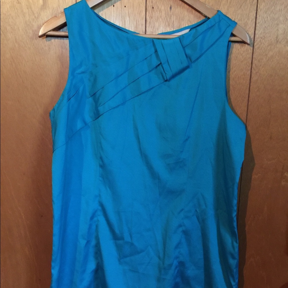 Banana republic teal shirt